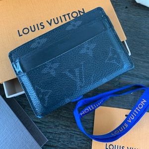 Authentic Louis Vuitton Men’s Card Holder